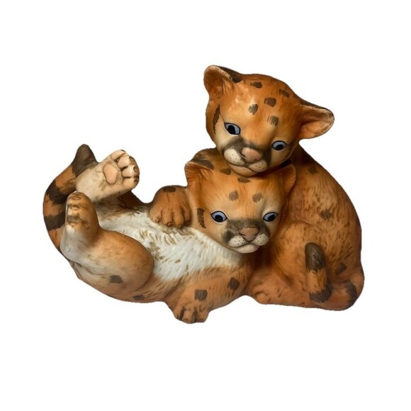 Homco Masterpiece Porcelain "Curious Cougars" Cubs Figurine 1993, Vintage, Cats - Picture 1 of 7